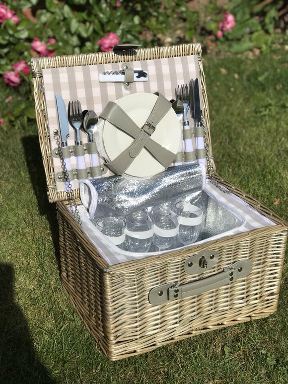4 Person Grey Checked Chilled Picnic Basket