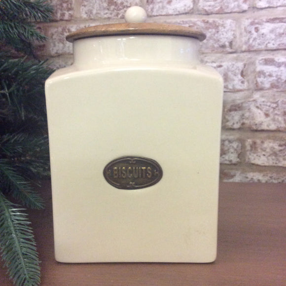 Country porcelain biscuit jar