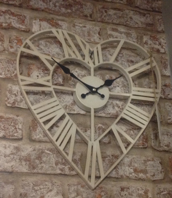 Shabby Chic Cream Metal Heart Clock